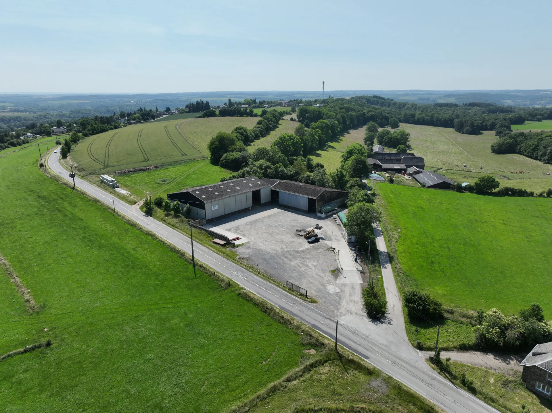 Photo a&eacute;rienne du d&eacute;p&ocirc;t de Lisogne
